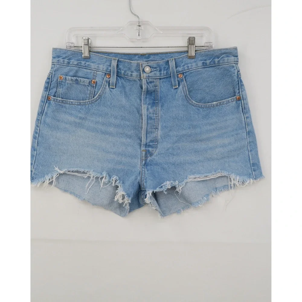 Levis Premium 501 Cut Off Denim Shorts Light Wash‎ Blue W33 56327-0086